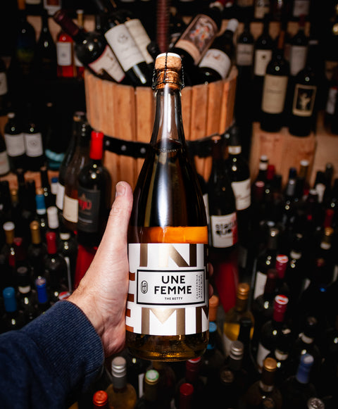Une Femme Sparkling The Betty California NV